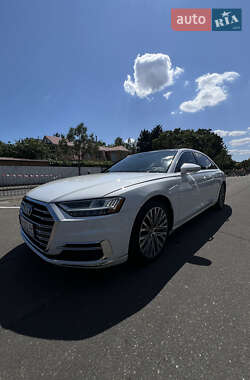 Седан Audi A8 2019 в 