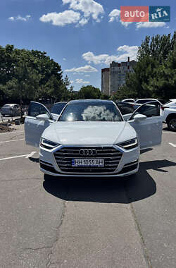 Седан Audi A8 2019 в 