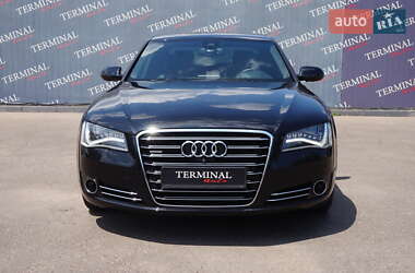 Седан Audi A8 2013 в 