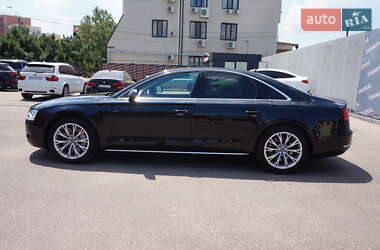 Седан Audi A8 2013 в 