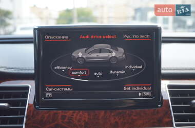Седан Audi A8 2013 в 