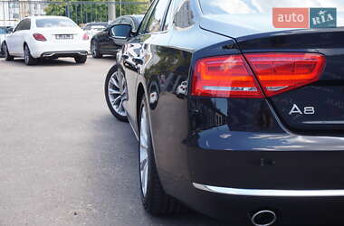 Седан Audi A8 2013 в 