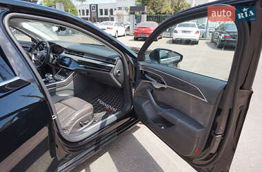 Седан Audi A8 2020 в 