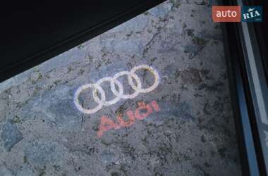 Седан Audi A8 2003 в 
