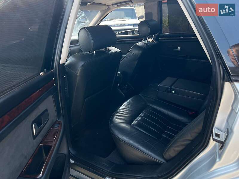 Седан Audi A8 1999 в Харкові
