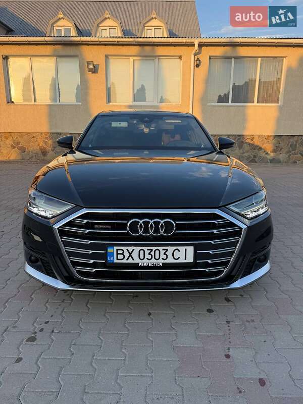 Седан Audi A8 2018 в 
