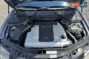 Седан Audi A8 2006 в 