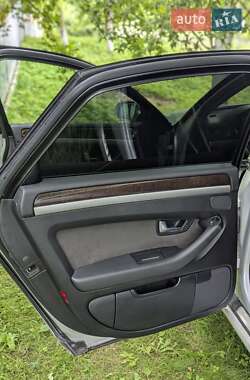 Седан Audi A8 2007 в 