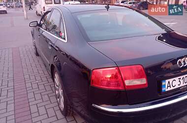 Седан Audi A8 2004 в 