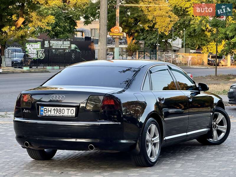 Седан Audi A8 2006 в Одесі