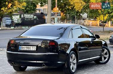 Седан Audi A8 2006 в 