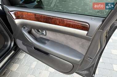 Седан Audi A8 2006 в 