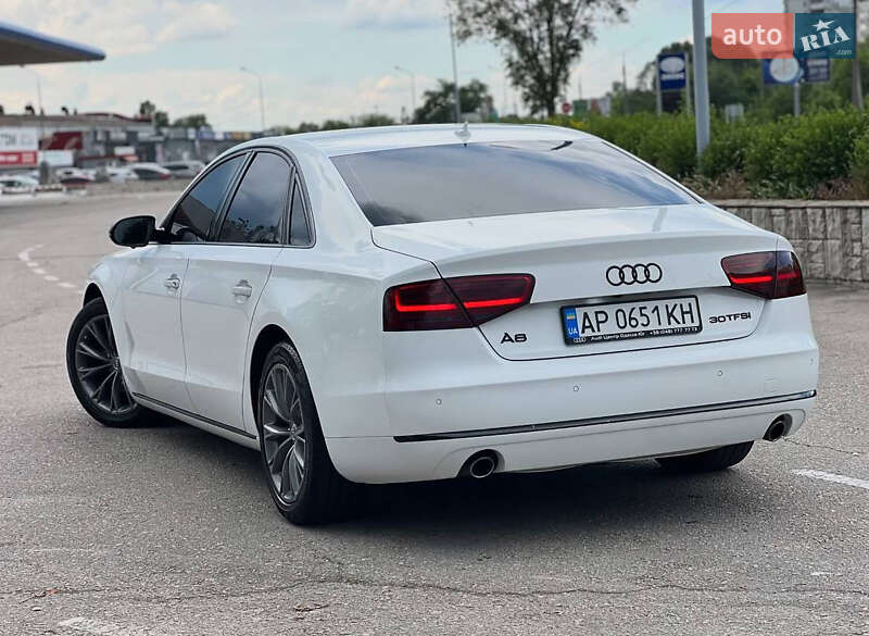 Седан Audi A8 2011 в Запорожье
