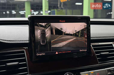 Седан Audi A8 2012 в 