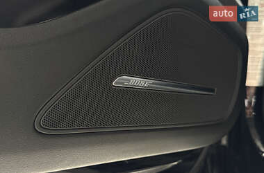 Седан Audi A8 2012 в 