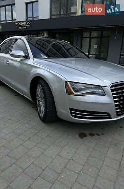 Седан Audi A8 2012 в 