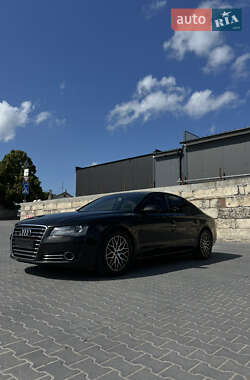 Седан Audi A8 2010 в 