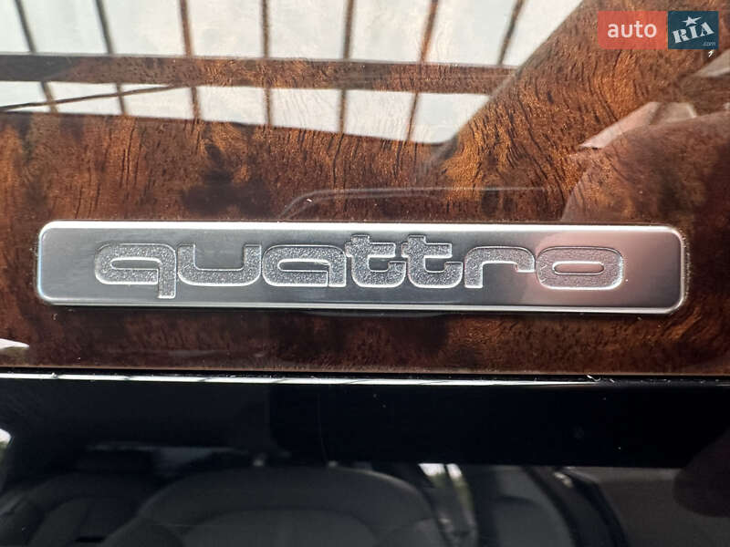 Седан Audi A8 2013 в Киеве