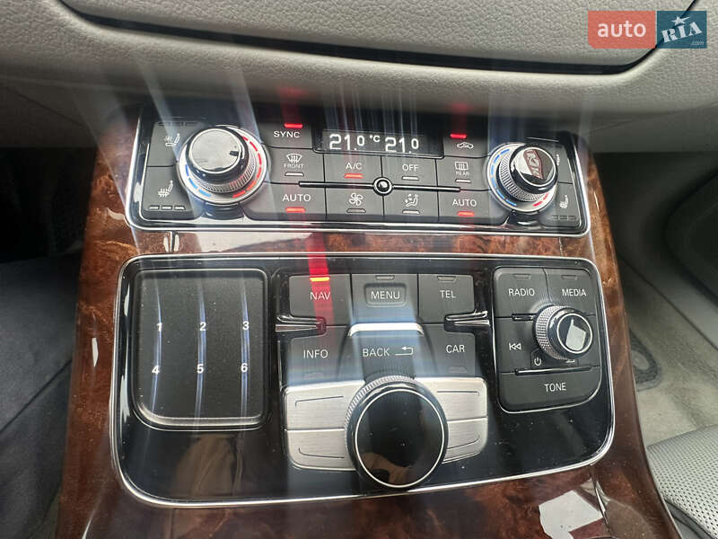 Седан Audi A8 2013 в Киеве