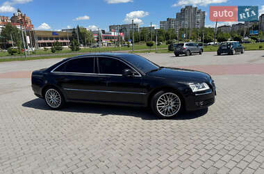 Седан Audi A8 2005 в Львове