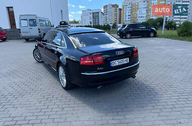 Седан Audi A8 2005 в 