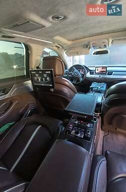 Седан Audi A8 2012 в 