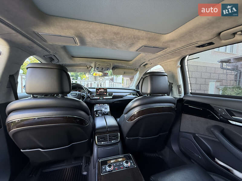 Седан Audi A8 2016 в Киеве фото 25 Седан Audi A8 2016 в Киеве