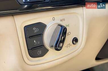 Седан Audi A8 2010 в 
