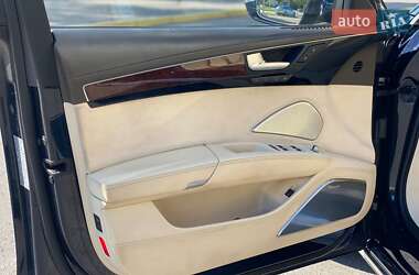 Седан Audi A8 2010 в 