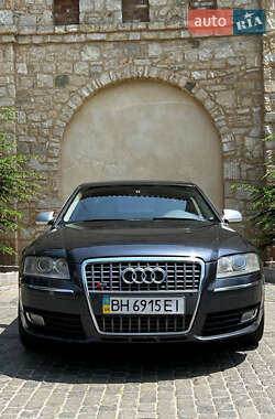 Седан Audi A8 2006 в Одессе