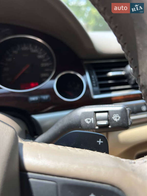 Седан Audi A8 2006 в Одессе