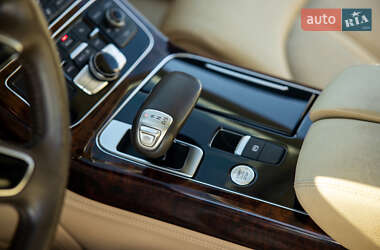 Седан Audi A8 2013 в 