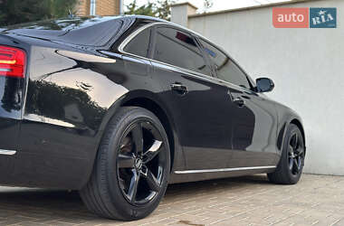Седан Audi A8 2012 в 