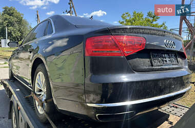Седан Audi A8 2013 в 
