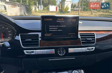Седан Audi A8 2013 в 