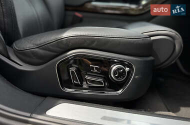 Седан Audi A8 2014 в 