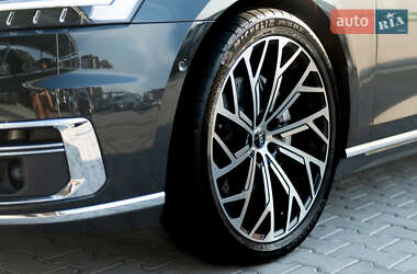 Седан Audi A8 2018 в 