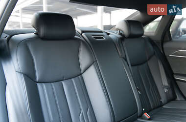 Седан Audi A8 2018 в 