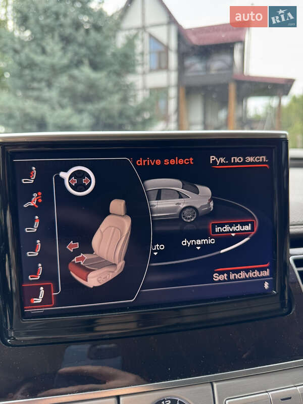 Седан Audi A8 2013 в Киеве