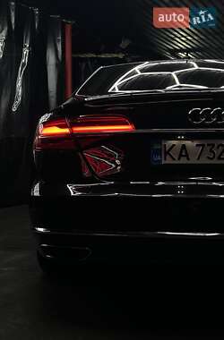 Седан Audi A8 2013 в 