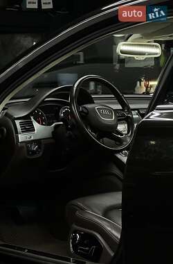 Седан Audi A8 2013 в 