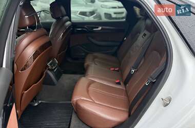 Седан Audi A8 2016 в 