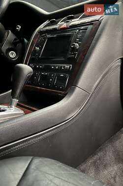 Седан Audi A8 2000 в 