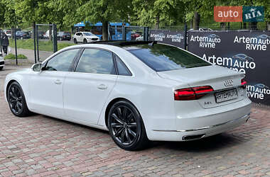 Седан Audi A8 2016 в 