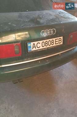Седан Audi A8 2001 в 