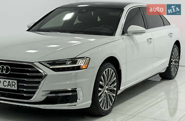 Седан Audi A8 2019 в 