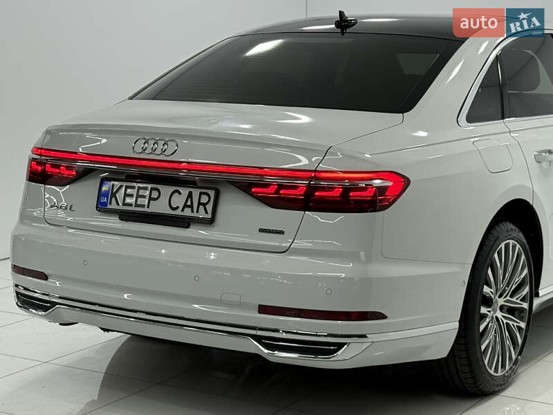 Седан Audi A8 2019 в Одессе