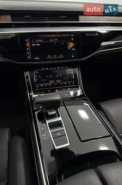 Седан Audi A8 2019 в 