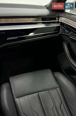 Седан Audi A8 2019 в 