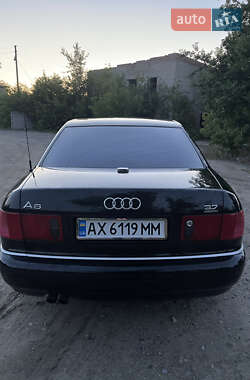 Седан Audi A8 1999 в 